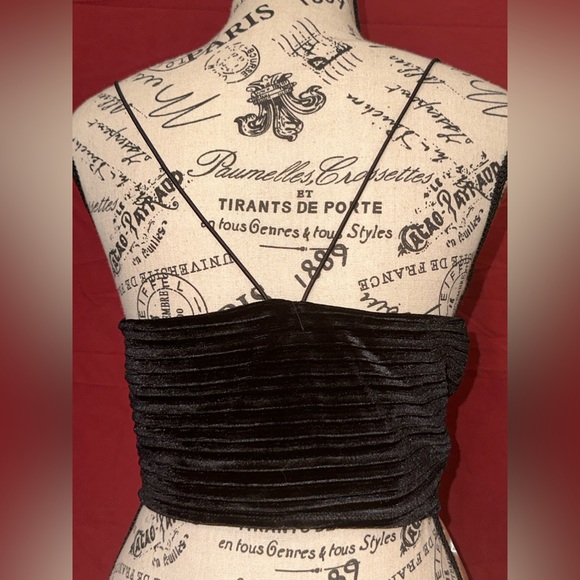Wild Fable Black Velvet Crop - Picture 3 of 4
